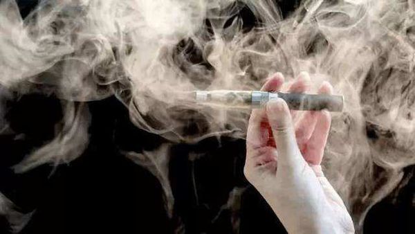 國足里皮的離去讓不爭氣的國足值得反思！