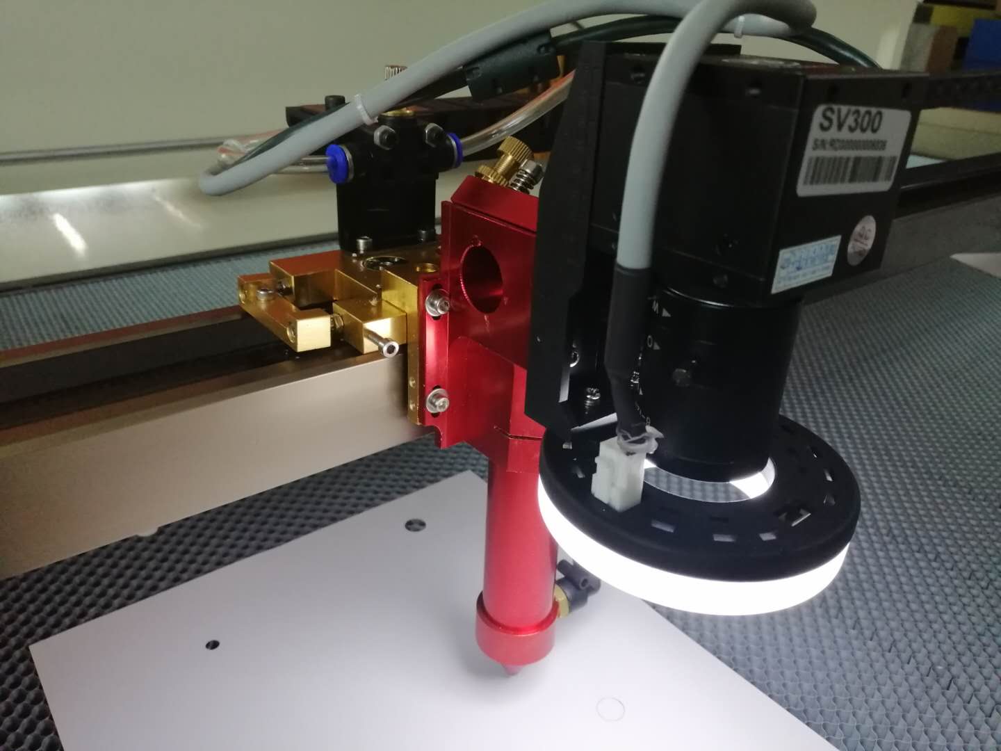 作為一個合格的激光切割機操作技術員具要有哪些的基礎知識！